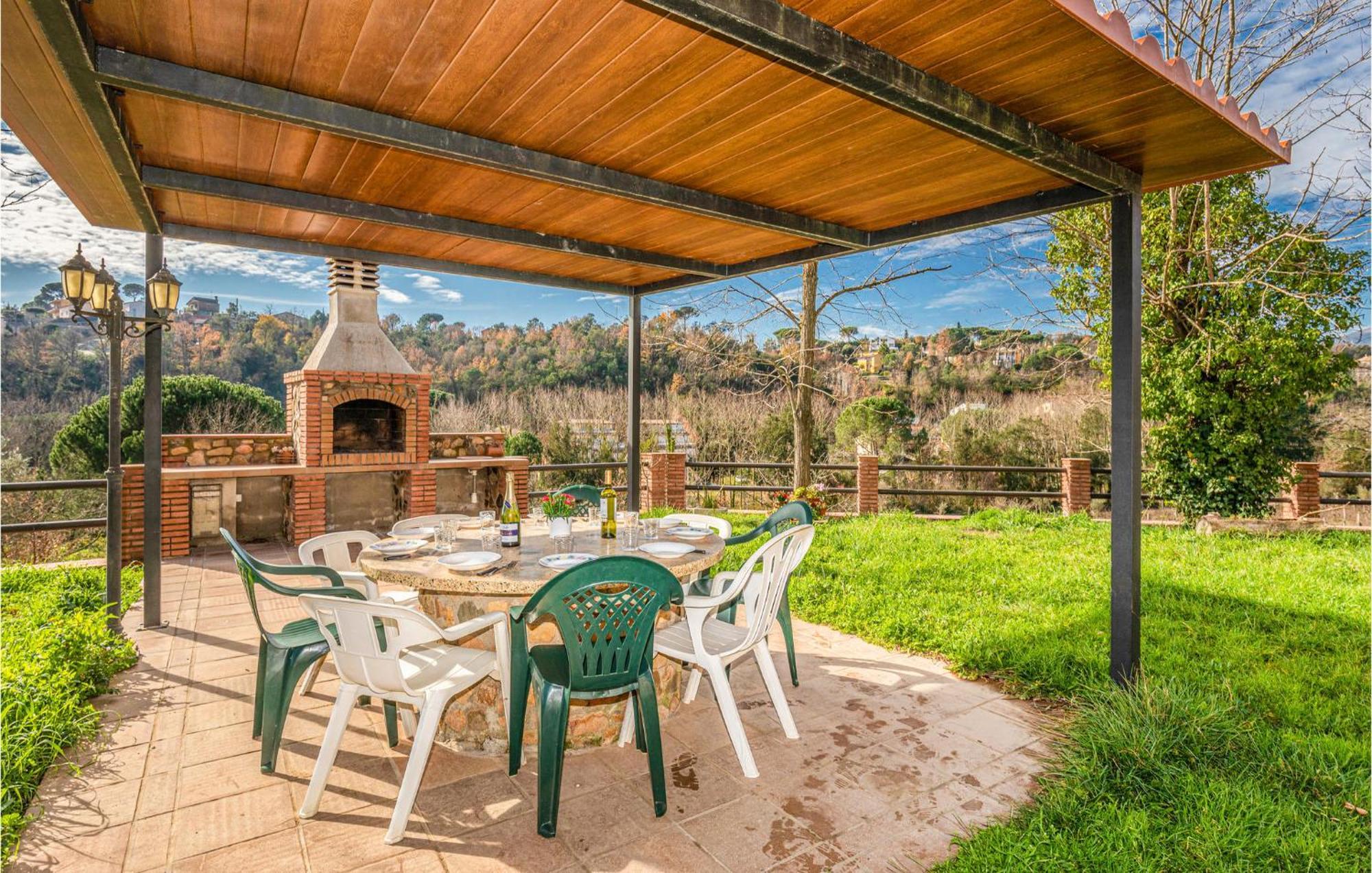 Awesome Home In Riells I Viabrea With Wifi Breda Extérieur photo